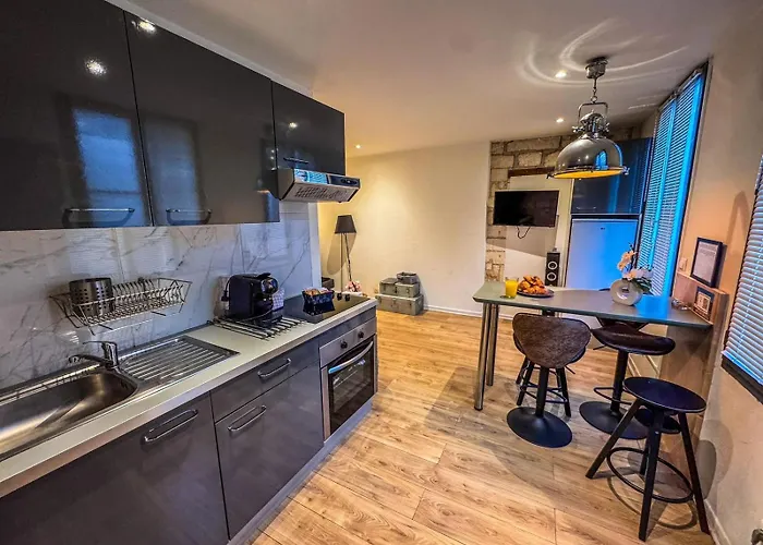 Apartamento La Du Peyrou - 50m De L'arc De Triomphe