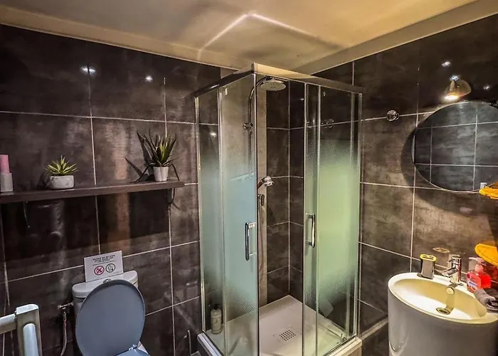 La Du Peyrou - 50m De L'arc De Triomphe Montpellier